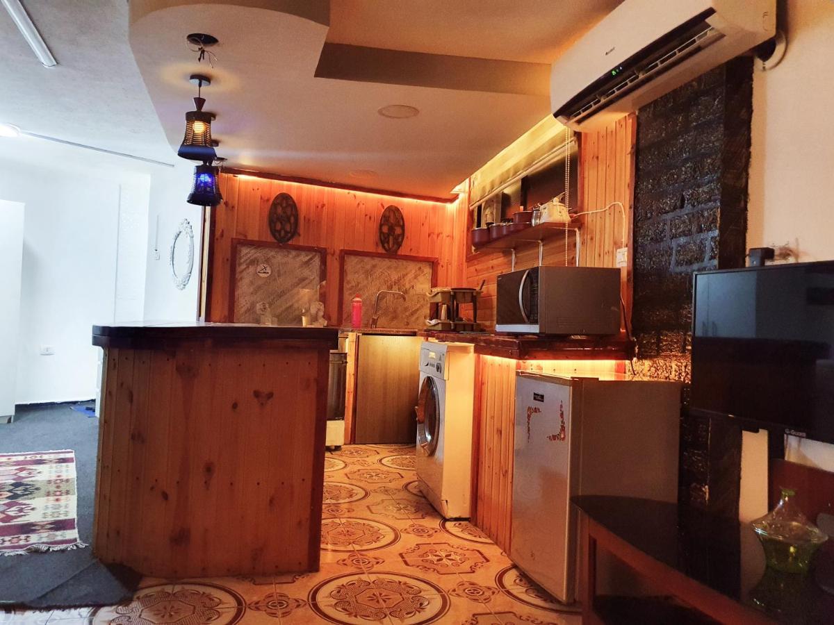 Zeus Apartment Dzseras Kültér fotó