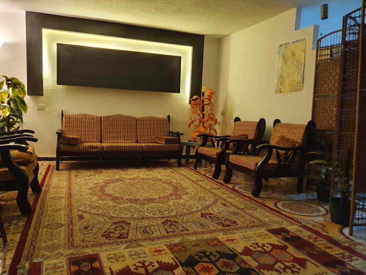 Zeus Apartment Dzseras Kültér fotó