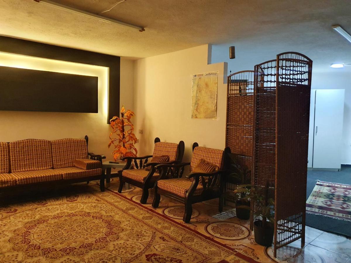 Zeus Apartment Dzseras Kültér fotó
