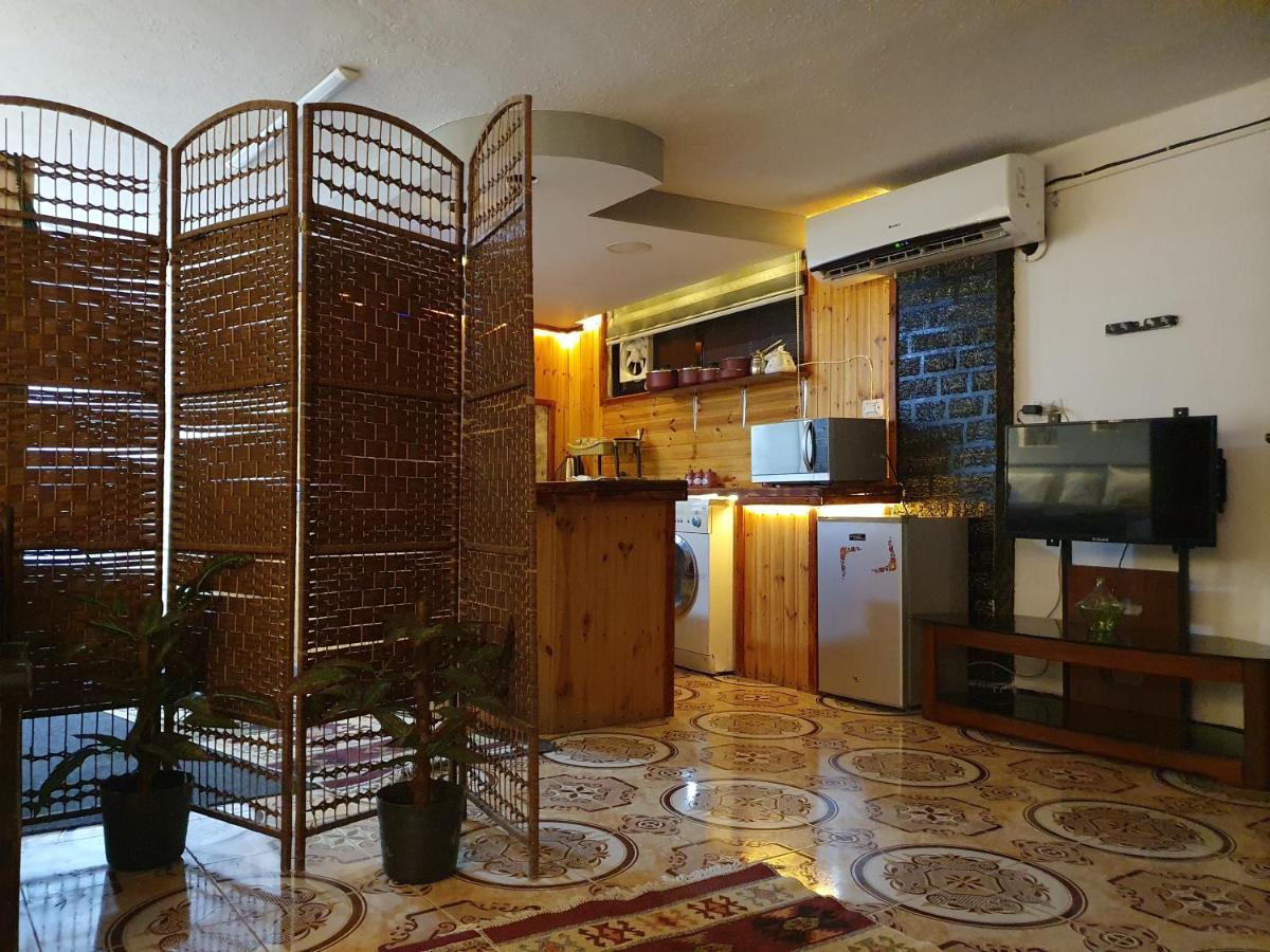 Zeus Apartment Dzseras Kültér fotó